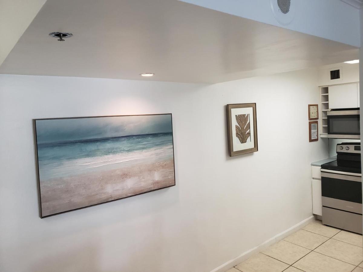 2 Bedroom 2 Bath Beachfront Condo On Miami Beach Millionaire Row Buitenkant foto