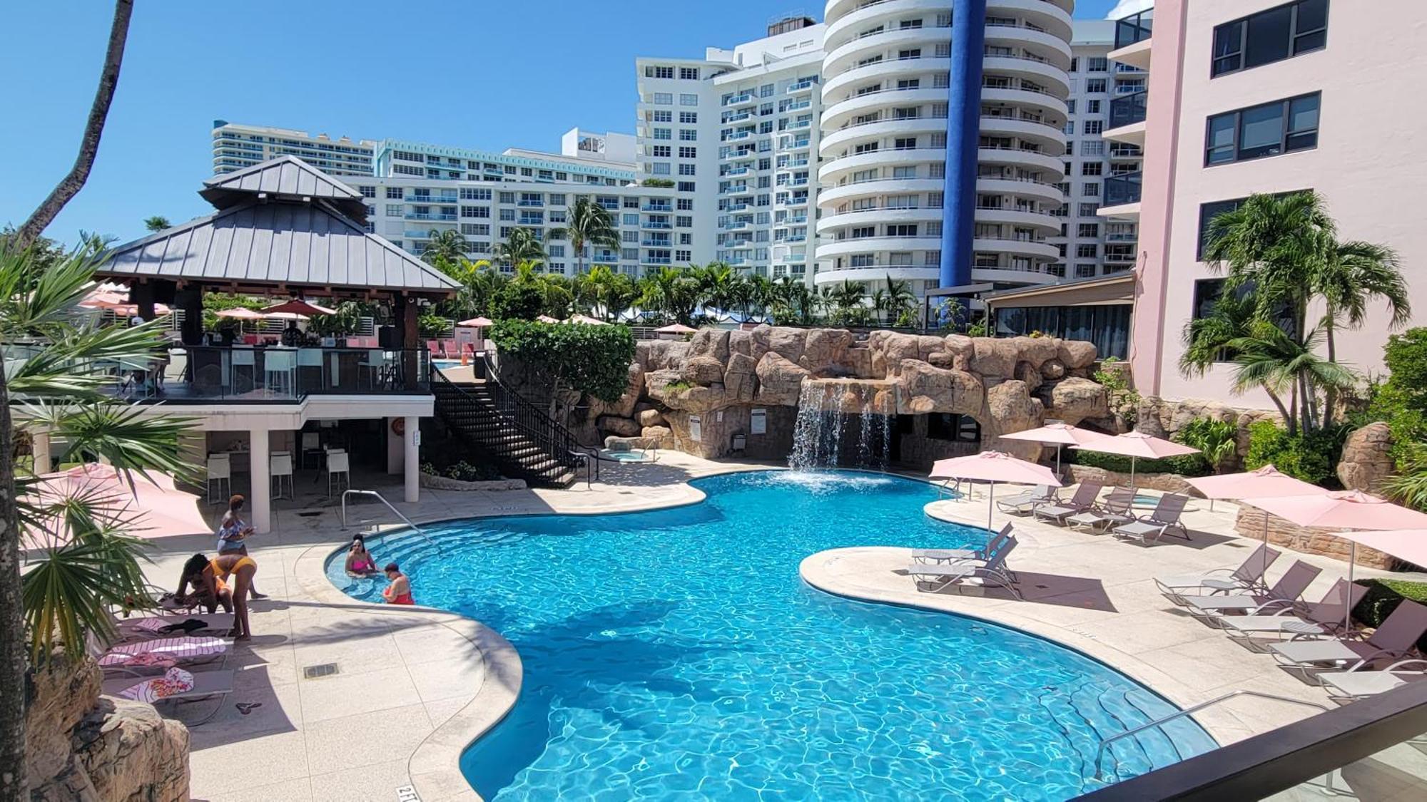 2 Bedroom 2 Bath Beachfront Condo On Miami Beach Millionaire Row Buitenkant foto
