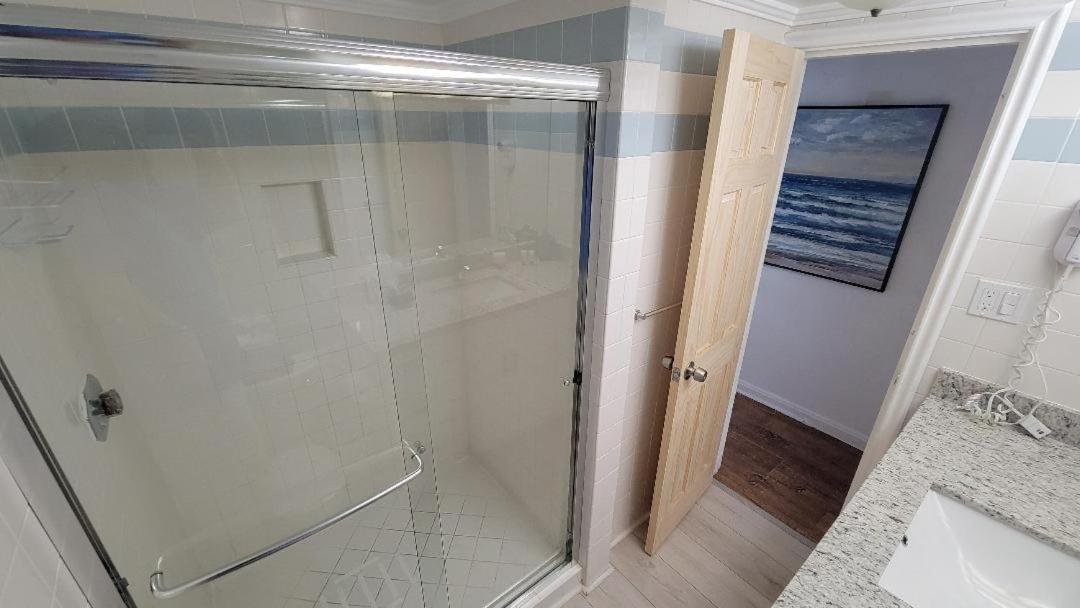 2 Bedroom 2 Bath Beachfront Condo On Miami Beach Millionaire Row Buitenkant foto