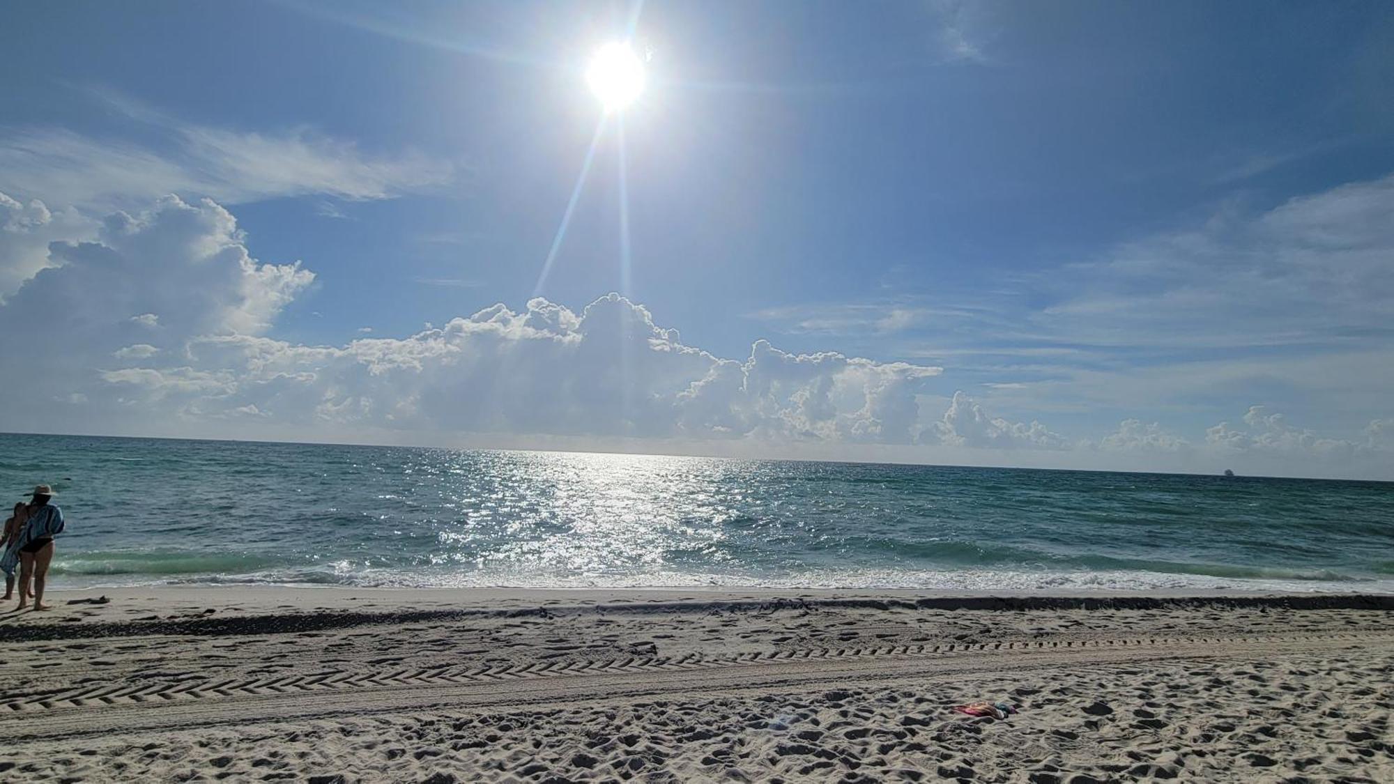 2 Bedroom 2 Bath Beachfront Condo On Miami Beach Millionaire Row Buitenkant foto