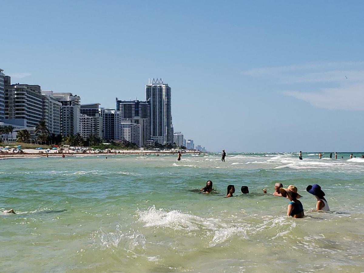 2 Bedroom 2 Bath Beachfront Condo On Miami Beach Millionaire Row Buitenkant foto