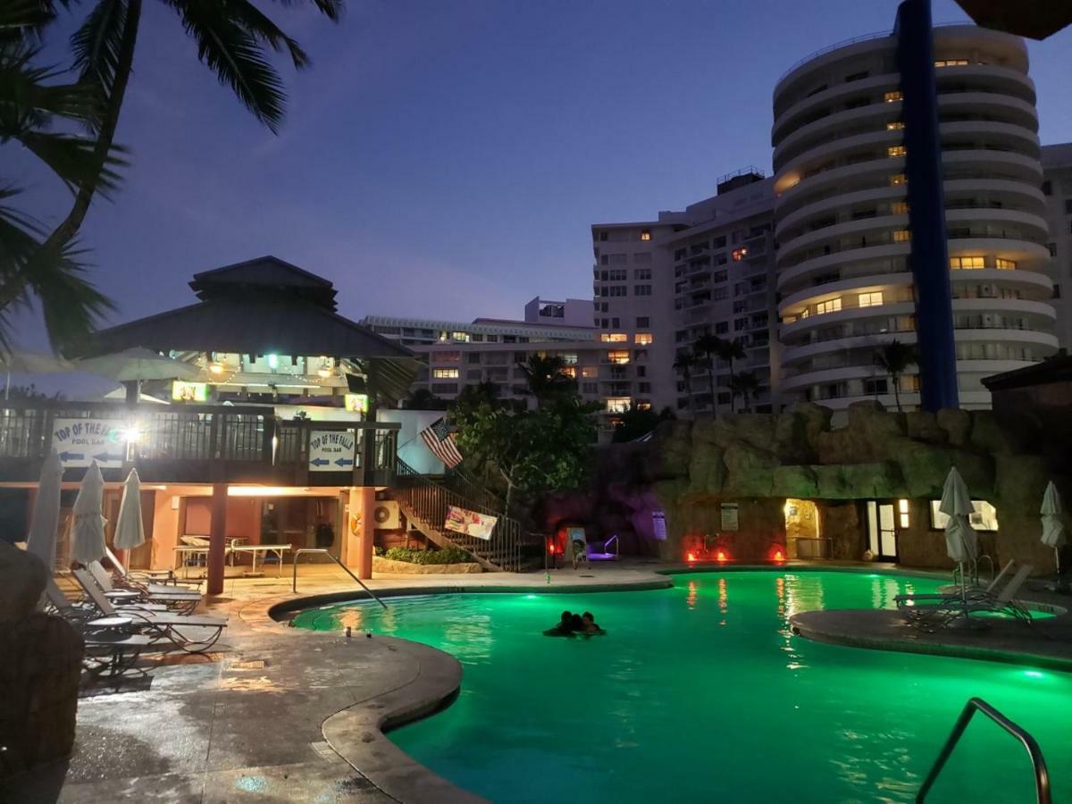 2 Bedroom 2 Bath Beachfront Condo On Miami Beach Millionaire Row Buitenkant foto