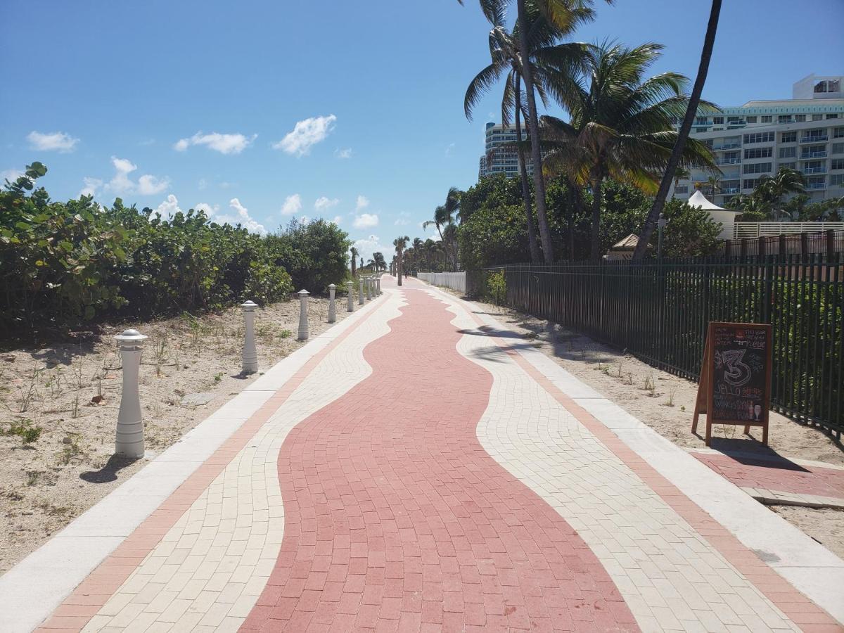2 Bedroom 2 Bath Beachfront Condo On Miami Beach Millionaire Row Buitenkant foto